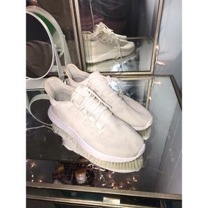 Adidas all white tubulars 🔛❕💛